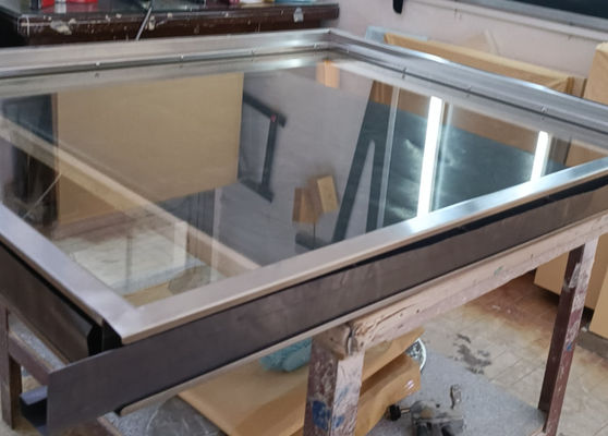 Transparent Round Radiation Protection Lead Glass With Customized Specifications