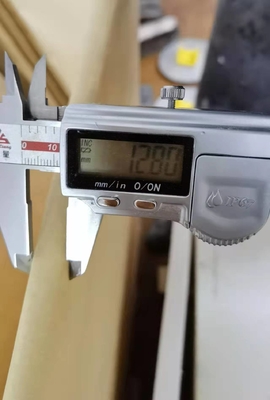 Şeffaf X-ışını koruması için 8mm/10mm/12mm/40mm kalınlığı X-ışını kurşun camı 150KV'ye kadar
