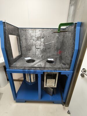 High-Effectiveness Nuclear Radiation Protection Equipment Secure Closure System with High Comfort Design