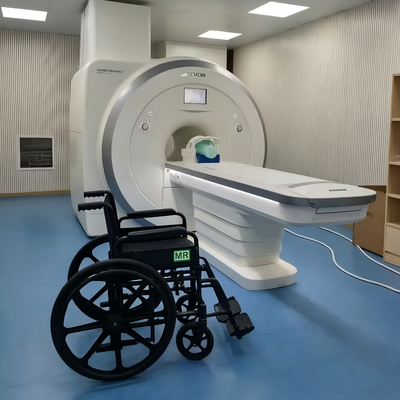 120 Kg Ağırlık Kapasiteli Katlanabilir Her Araziye Uygun Manyetik Olmayan Tekerlekli Sandalye, MRI Güvenli Taşıma için İdealdir