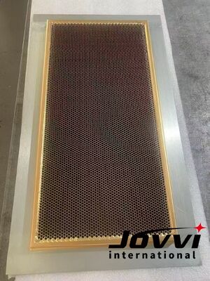 İşleme Performansı Bal arısı dalga rehberi Havalandırma, hücre boyutu 2mm 3mm 4mm 5mm ile hava havalandırması ve EMI koruması sağlar