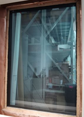 Pirinç Bakır Mesh ve 1,2m X 0,9m Görünür Boyutlu 100dB Koruyucu RF Korumalı Pencere