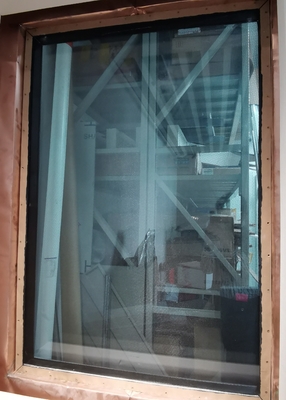 Siyah Mesh Takılı Özel Boyutlu RF Korumalı Pencereler